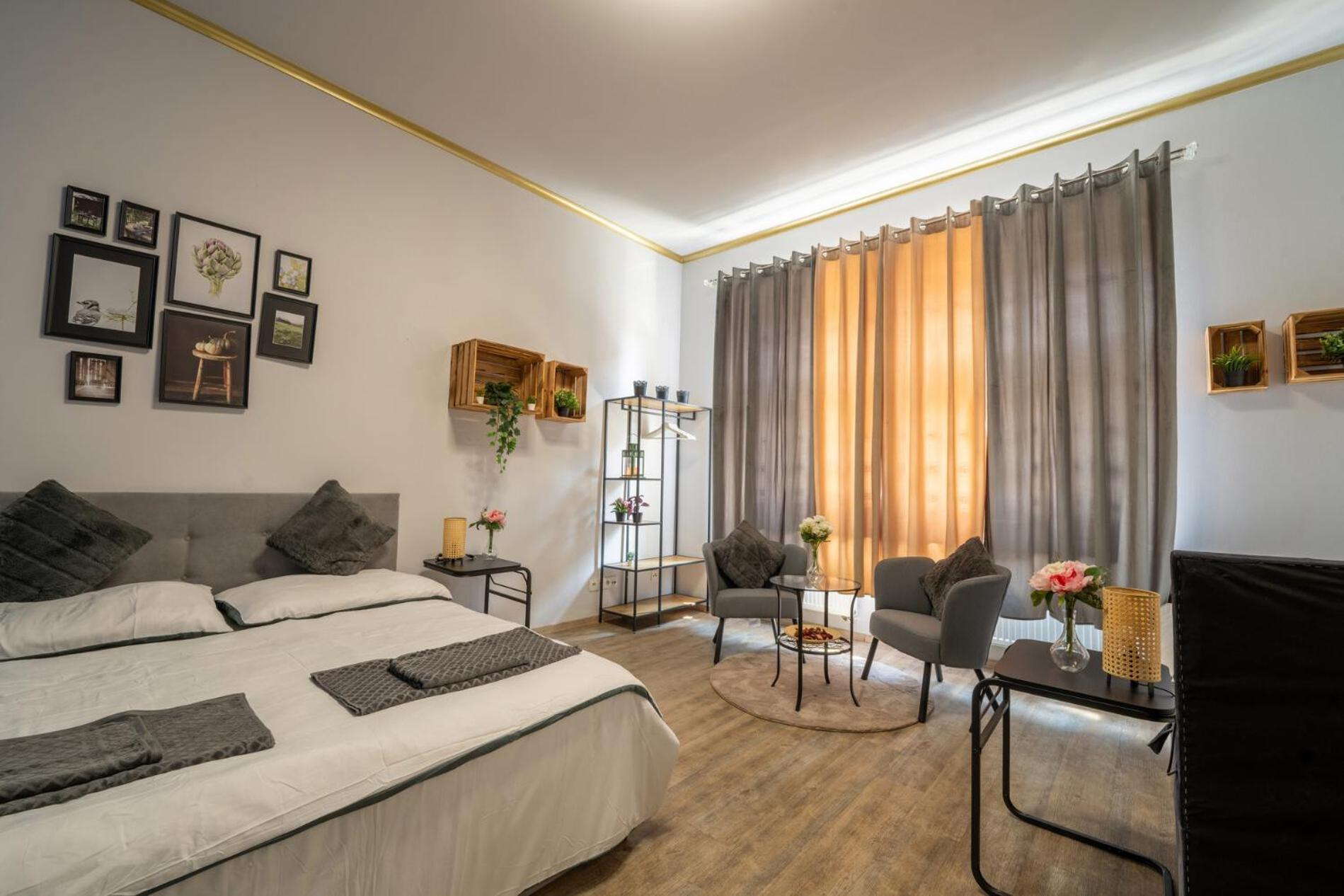 Cozy 3-brd Riverside In Center * Praga