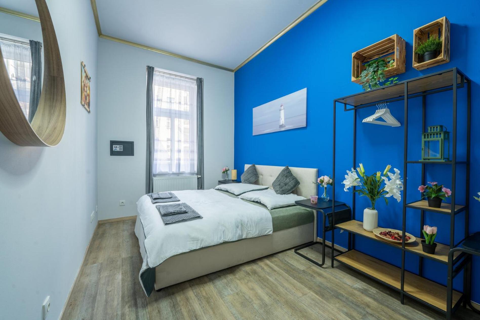Cozy 3-brd Riverside In Center Appartement