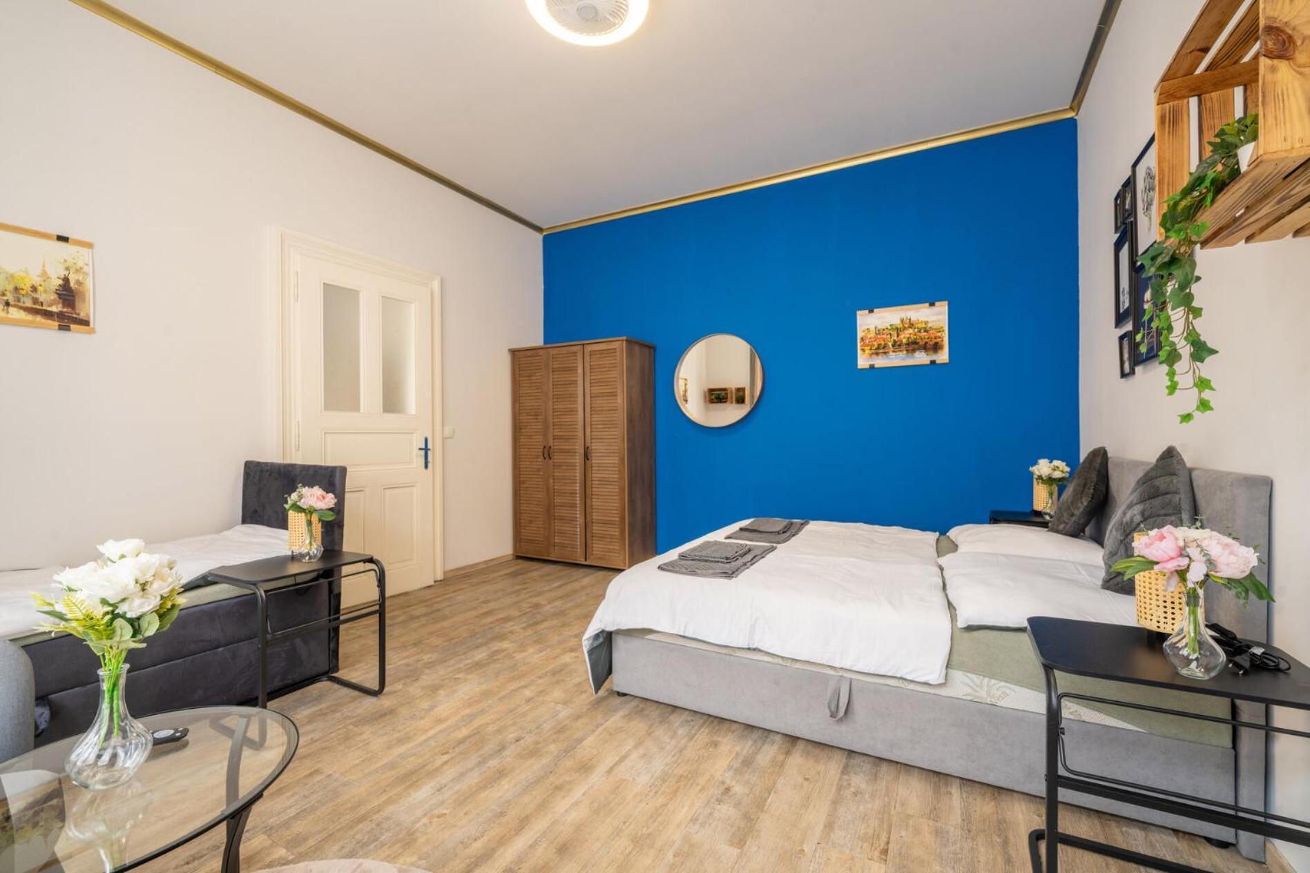 Appartement Cozy 3-brd Riverside In Center